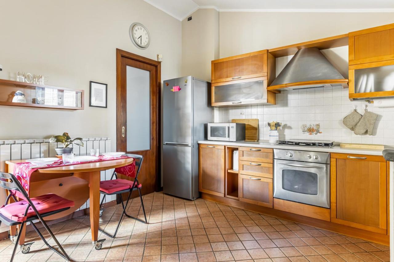 Appartement Walls Nearby: Modern Apt With Parking! Lucca
